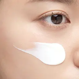 Сонцезахисний крем Beyond Angel Aqua Moisture Sun Cream SPF50+ PA+++ зволожувальний 50 мл - мініатюра 4