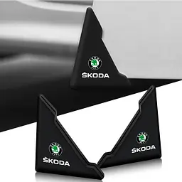 Захист кутів дверей Skoda 2 шт Гумові 45х58х47 мм на скотчі Чорні Посилені (протиударні чохли від сколів)