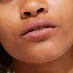 Рідка помада для губ Gosh Liquid Matte Lips відтінок 007 Nougat Crisp 4 мл - мініатюра 5