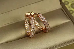 Сережки Xuping Jewelry опуклі кільця з камінням спереду та ззаду 2 см золотисті