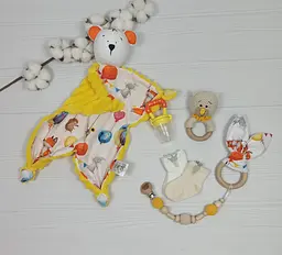 Набір для введення першого прикорму a.l.babybox Лисички на кульках Жовтий