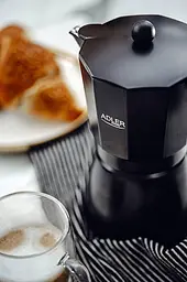Кавоварка гейзерна Adler AD 4420 компактна зручна до 9 чашок 520 мл - мініатюра 8