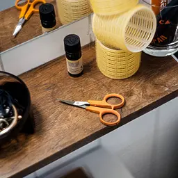 Манікюрні ножиці Fiskars Classic вигнуті 10 см (1075058) - мініатюра 5
