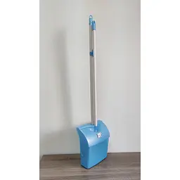 Совок для прибирання Zambak Plastik з довгою ручкою блакитний (ZP-213b) - мініатюра 5