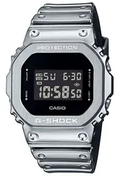 Годинник Casio GM-5600YM-8ER