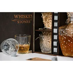 Подарунковий набір Whiskey Stones камені для віскі в дерев'яному пеналі №6 + декантер і 6 склянок Rocco Dedalo + щипці + мішечок - мініатюра 7