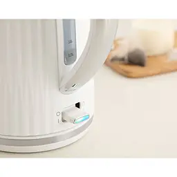 Електрочайник Russell Hobbs Eden 1.7 л білий (27360-70) - мініатюра 5