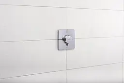 Термостат для душу Hansgrohe ShowerSelect Comfort Q chrome 15583000 - мініатюра 3