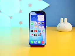 Смартфон Apple iPhone 16 Pro 256GB Black Titanium (MYNH3) Б/В [171184] - мініатюра 2