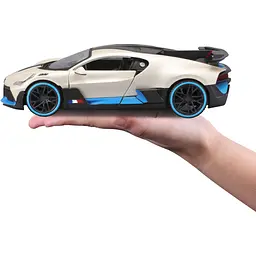 Ігрова автомодель Maisto Bugatti Divo White 1:24 (31526 met. white) - мініатюра 12
