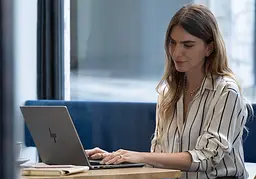 Ноутбук HP OmniBook X Flip x360 14-fk0001ua 14" WUXGA IPS Touch AMD AI 7 350 32GB F1024GB UMA Win11 сірий - мініатюра 2