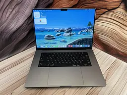 Ноутбук Apple MacBook Pro 16" 2021 M1 MAX/32/512 (PVGC9DR7T2) Б/в