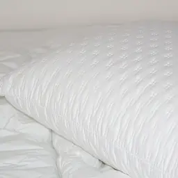 Подушка ТЕП Friendly Sleepcover Light New 50x70 см білий - мініатюра 4