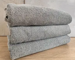 Набір турецьких махрових однотонних рушників Zeron 3 штуки 70х140 Light Gray щільність 500 г/м2 - мініатюра 2