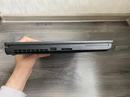 Ноутбук Lenovo ThinkPad P52 (i7-8750H / 32GB / Quadro P1000 4GB) Refurbished - мініатюра 2
