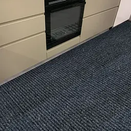 Самоклеюча плитка під ковролін Sticker Wall SW-00001420 300x300x4 мм Темно-сірий - мініатюра 7