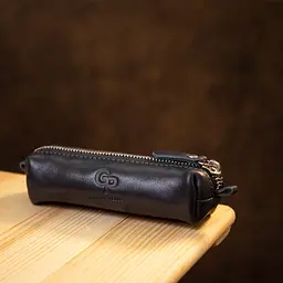 Шкіряна практична ключниця Grande Pelle 11340 темно-синій - мініатюра 7