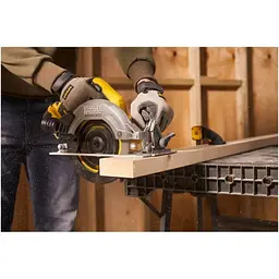 Циркулярна пила ручна Stanley Fatmax V20 з 2 акумуляторами та кейсом (SFMCS500M2K-QW) - мініатюра 8