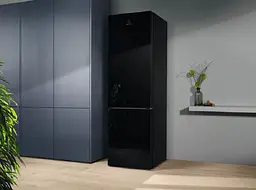 Холодильник Electrolux холодильне відділення 244 л морозильне відділення 94 л А+ NF (RNT7ME34K1) - мініатюра 2