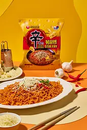 Локшина Nongshim Рамен Шин з сиром Stir Fry 136 г - мініатюра 2