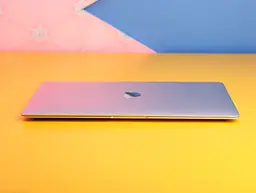 Ноутбук Apple MacBook Air 13` Silver 2020 (MGN93) Б/У [173998] - мініатюра 4