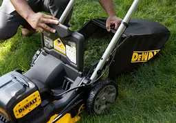 Газонокосарка акумуляторна DeWALT без АКБ та ЗП DCMWP134N - мініатюра 11