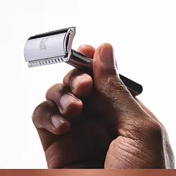 Подарунковий набір Gillette King C: Безпечна бритва + Гель для гоління 150 мл - мініатюра 3