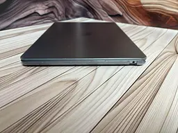 Ноутбук Apple MacBook Air 13.6" 2022 M2/24GB/512GB (F41HXPRG2K) Б/в - мініатюра 5