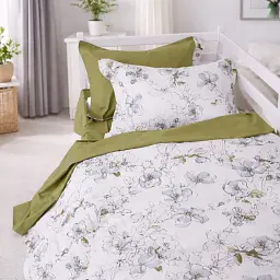 Дитяча постільна білизна JUNIOR Poplin olive flowers (2200012797297)