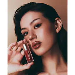 Глянцева олія-тінт для губ AXIS-Y Vita Glow Lip Oil Chilled Berry 4.5 г - мініатюра 4