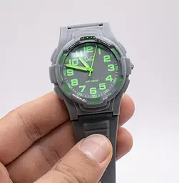 Годинник Q&Q V31A-006VY