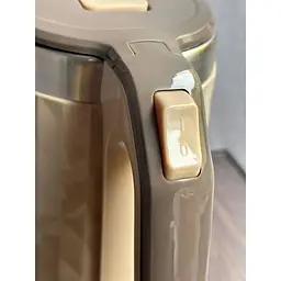 Електрочайник із нержавіючої сталі Grunhelm EKS-1859SD дисковий 2л 1700 Вт - мініатюра 2