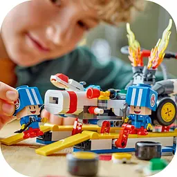Уцінка. Конструктор LEGO Super Mario Mario Kart - Toad's Garage 390 деталей (72035) - мініатюра 11