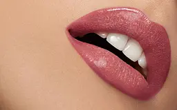 Помада для губ Pupa Miss Ultra Brilliant відтінок 201, 2.4 мл (245201) - мініатюра 2