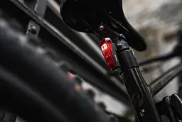 Комплект світлодіодних ліхтарів для велосипеда зі стоп-сигналом Osram LEDsBike Race 80 - мініатюра 12