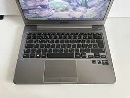 Ноутбук Samsung 530U 13.3" (i3-3217U / 8GB / SSD 80GB) б/в - мініатюра 3
