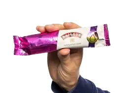 Марципановий батончик Anthon Berg Marzipan Bar Baileys 33 г - мініатюра 5