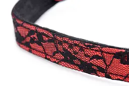 Кляп з трояндою Master Series: Eye-Catching Ball Gag With Rose, чорно-червоний - мініатюра 5
