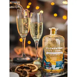 Напій на основі джину Clementine Gin Liqueur Illuminated Snow Globe 20% 0.7 л - мініатюра 2