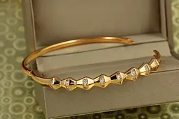 Браслет бенгл Xuping Jewelry гармошка 60 мм на руку від 17 до 19 см золотистий - мініатюра 2