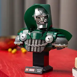 Конструктор LEGO Super Heroes Marvel Бюст Доктора Дума 379 ел. (76345) - мініатюра 10