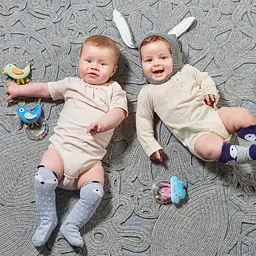 Брязкальце Taf Toys М'ятна пташка (12055) - мініатюра 2