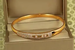 Браслет бенгл Xuping Jewelry Тріо блиску 60 мм на руку від 17 до 19 см золотистий