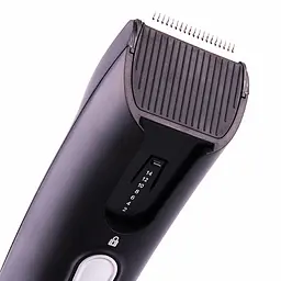 Машинка для стрижки волосся XPRO V-015 професійна акумуляторна триммер USB чорна (40855-13420) - мініатюра 3