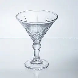 Набір келихів для мартіні Yiwu Golden Martini 6 штук по 215 мл коктейльні келихи класичні конусовидні для напоїв HP-17-58 - мініатюра 2