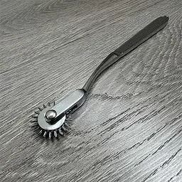 Потрійне колесо Вартенберга Nervenrad Wartenberg, БДСМ-масажер для сенсорних ігор - мініатюра 3