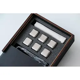 Сталеві кубики для віскі Whiskey Stones у дерев'яній коробці - 6 кубиків для охолодження віскі - мініатюра 3