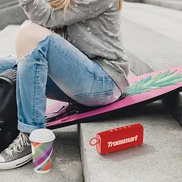 Портативна акустика Tronsmart Trip бездротова червона (797552) - мініатюра 2