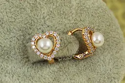 Сережки дитячі Xuping Jewelry сердечко з перлинкою 11 мм золотисті - мініатюра 2
