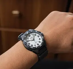 Годинник Q&Q VS44J001Y